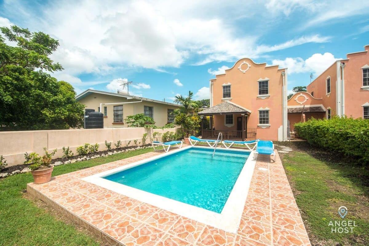 2-Story Townhome With Private Pool, Ideal For Group! Christ Church Exterior foto